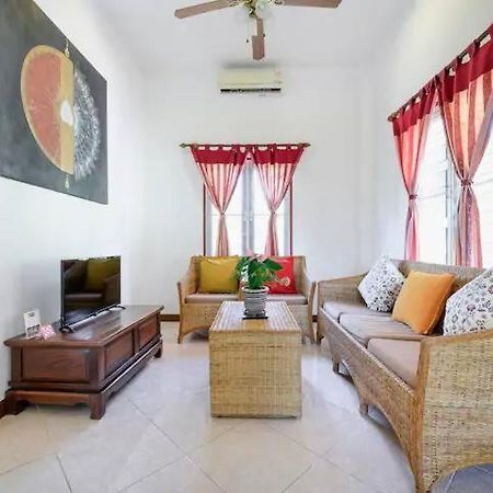 Palm Village Rawai Экстерьер фото