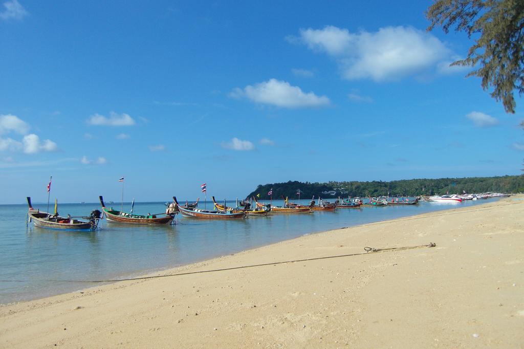 Palm Village Rawai Экстерьер фото
