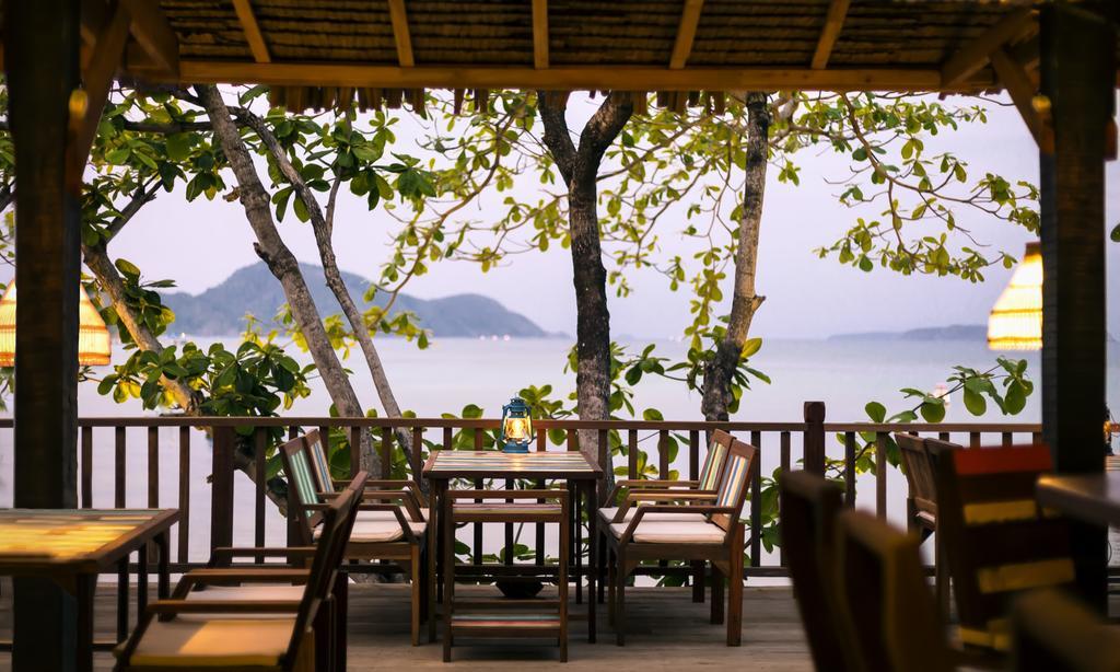 Palm Village Rawai Экстерьер фото